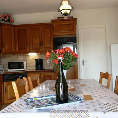 Les Pieux, 4 Pieces, 6 Personnes - Fr-1-362-95 Holiday home *